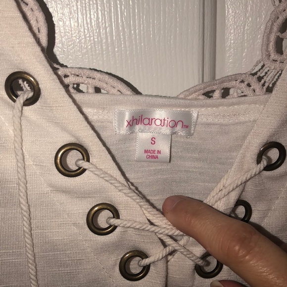 Off white, flowey cotton top with lace detail - Picture 4 of 4